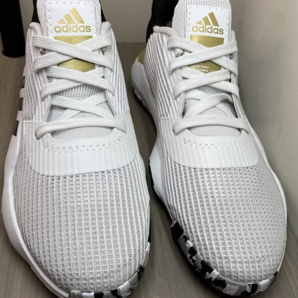 Adidas Pro Bounce White/Black Basketball Shoes Size 14 New MSRP $145 - Picture 2 of 8